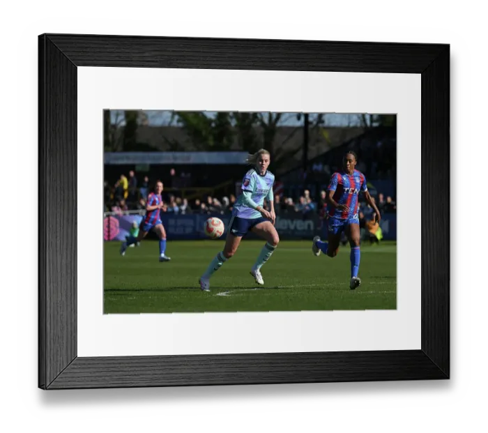 Framed Print : Crystal Palace v Arsenal FC - Barclays Women's Super League Crystal Palace v Arsenal FC - Barclays Women's Super League
