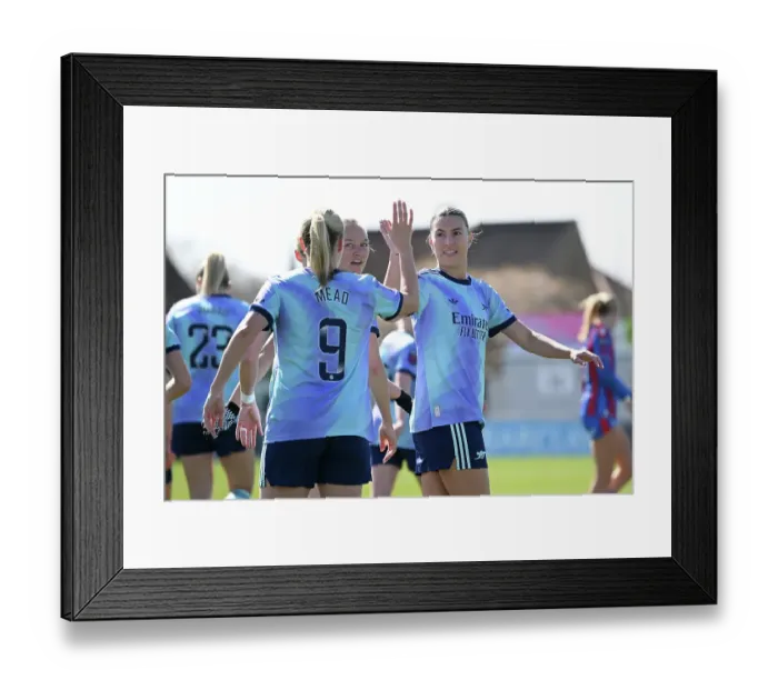 Framed Print : Crystal Palace v Arsenal FC - Barclays Women's Super League Crystal Palace v Arsenal FC - Barclays Women's Super League