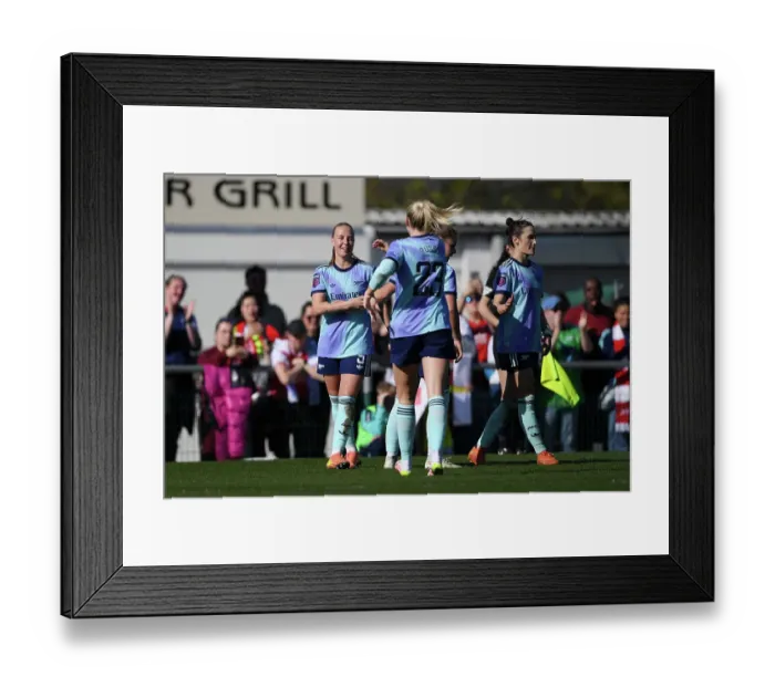Framed Print : Crystal Palace v Arsenal FC - Barclays Women's Super League Crystal Palace v Arsenal FC - Barclays Women's Super League