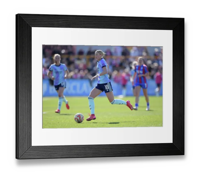 Framed Print : Crystal Palace v Arsenal FC - Barclays Women's Super League Crystal Palace v Arsenal FC - Barclays Women's Super League