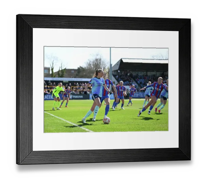 Framed Print : Crystal Palace v Arsenal FC - Barclays Women's Super League Crystal Palace v Arsenal FC - Barclays Women's Super League