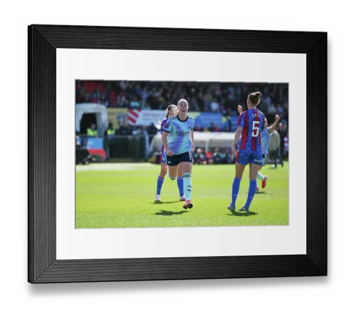 Framed Print : Crystal Palace v Arsenal FC - Barclays Women's Super League Crystal Palace v Arsenal FC - Barclays Women's Super League Framed Print : Crystal Palace v Arsenal FC - Barclays Women's Super League Crystal Palace v Arsenal FC - Barclays Women's Super League