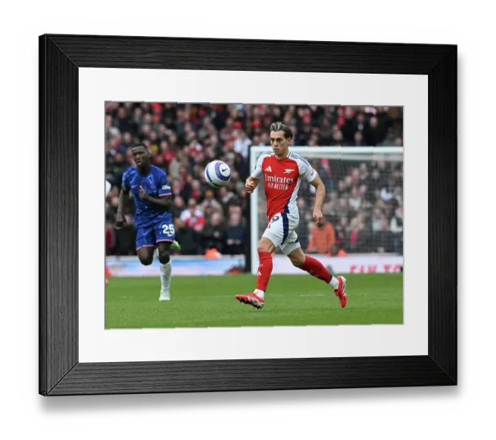 Framed Print : Arsenal FC v Chelsea FC - Premier League
