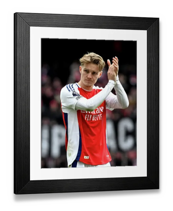 Framed Print : Arsenal FC v Chelsea FC - Premier League Framed Print : Arsenal FC v Chelsea FC - Premier League