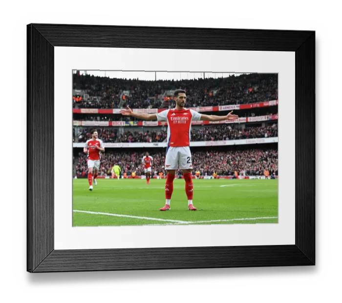 Framed Print : Arsenal FC v Chelsea FC - Premier League