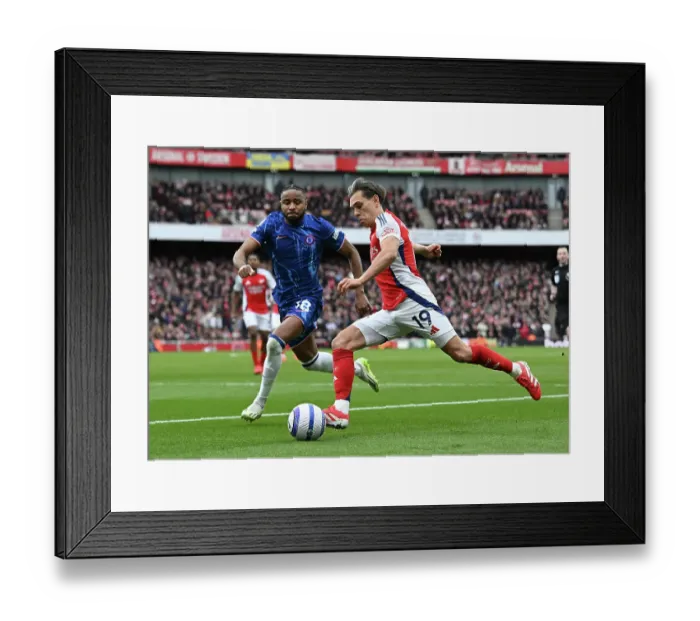Framed Print : Arsenal FC v Chelsea FC - Premier League