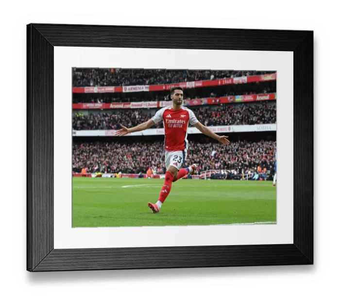 Framed Print : Arsenal FC v Chelsea FC - Premier League
