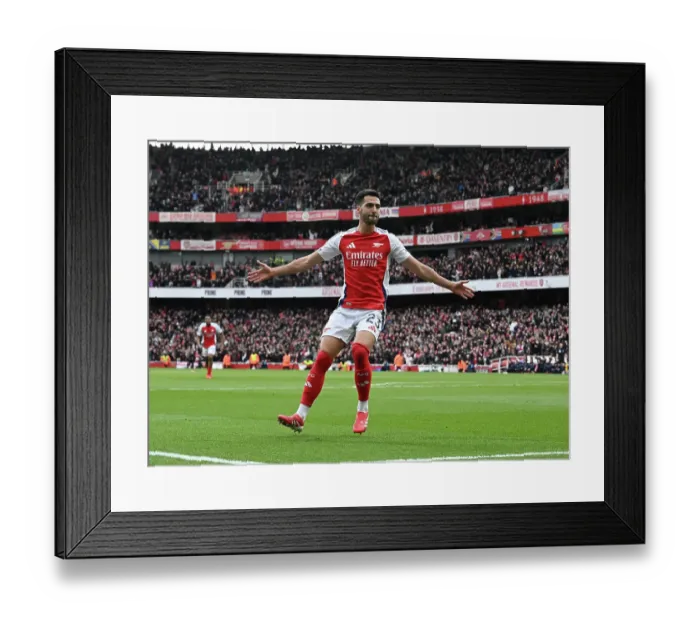 Framed Print : Arsenal FC v Chelsea FC - Premier League