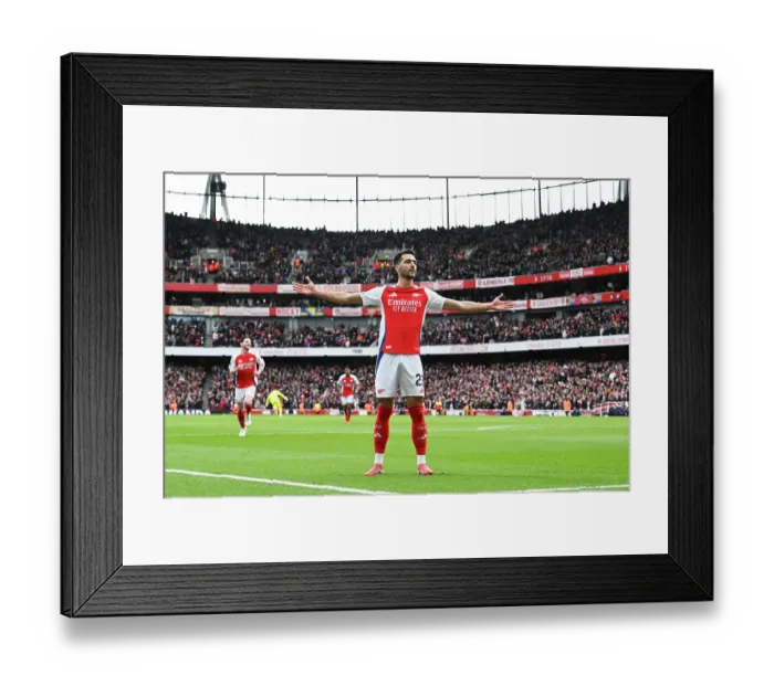 Framed Print : Arsenal FC v Chelsea FC - Premier League