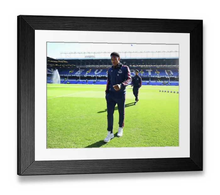 Framed Print : Everton FC v Arsenal FC - Premier League