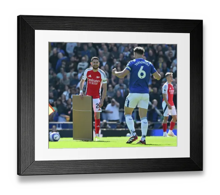 Framed Print : Everton FC v Arsenal FC - Premier League Framed Print : Everton FC v Arsenal FC - Premier League