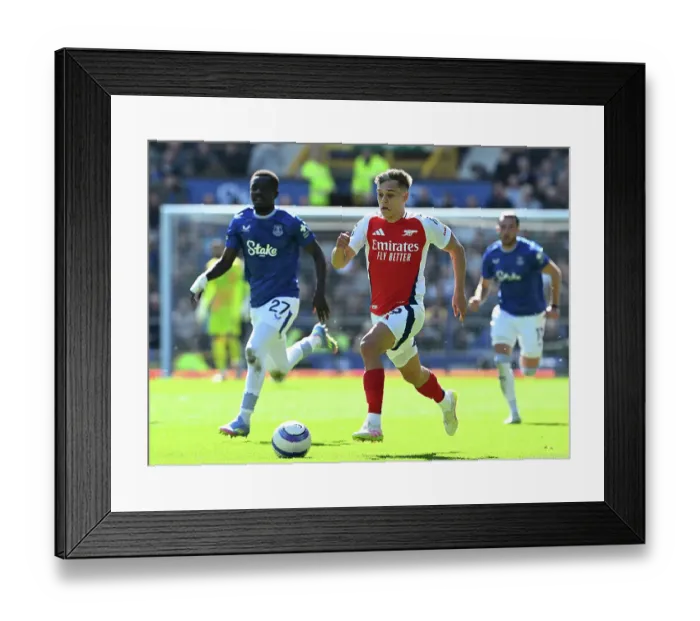 Framed Print : Everton FC v Arsenal FC - Premier League