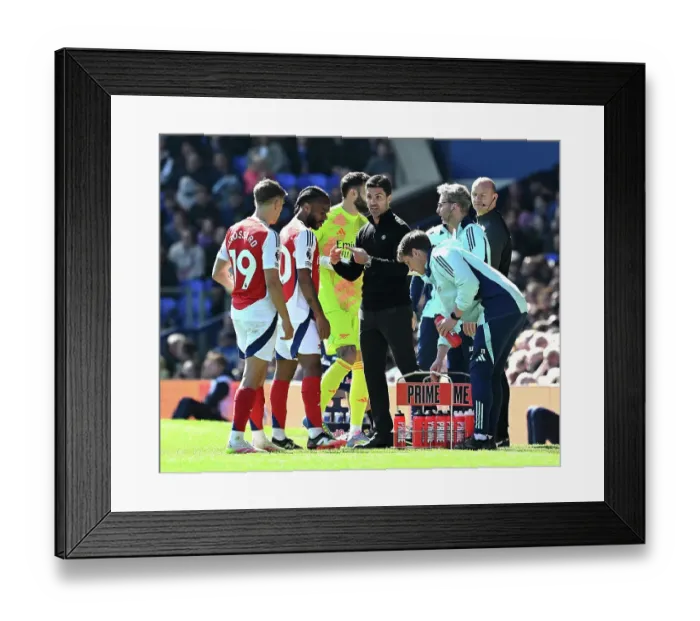 Framed Print : Everton FC v Arsenal FC - Premier League Framed Print : Everton FC v Arsenal FC - Premier League