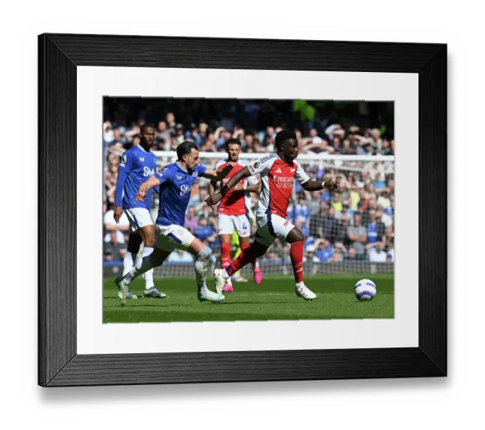 Framed Print : Everton FC v Arsenal FC - Premier League Framed Print : Everton FC v Arsenal FC - Premier League
