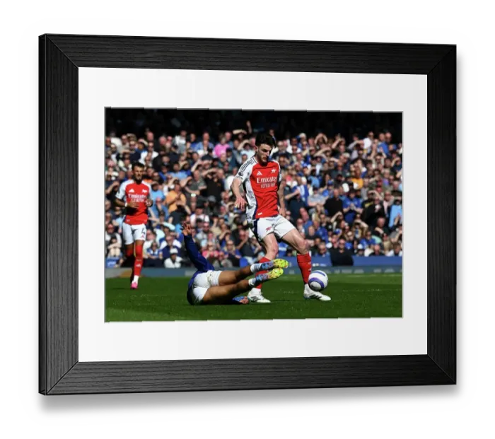 Framed Print : Everton FC v Arsenal FC - Premier League