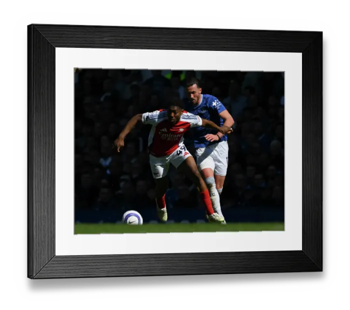 Framed Print : Everton FC v Arsenal FC - Premier League