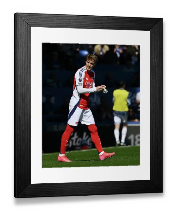 Framed Print : Everton FC v Arsenal FC - Premier League