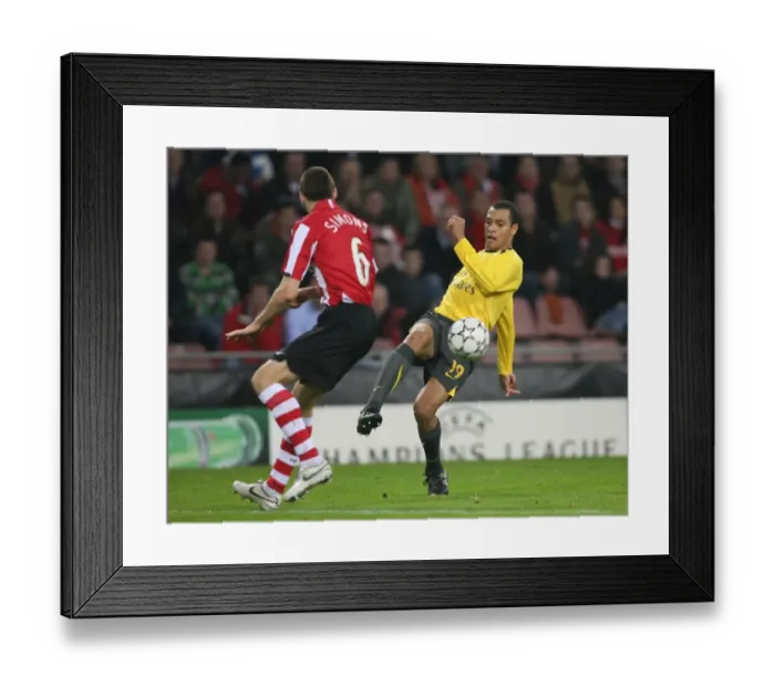 Framed Print : Gilberto vs. Timmy Simons: Arsenal's Victory Over PSV Eindhoven in the UEFA Champions League, 2007