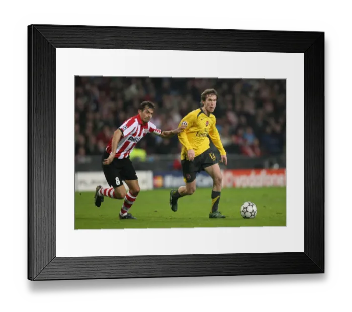 Framed Print : Alex Hleb (Arsenal) Phillip Cocu (PSV) Framed Print : Alex Hleb (Arsenal) Phillip Cocu (PSV)