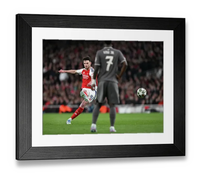 Framed Print : Arsenal FC v Real Madrid C.F. - UEFA Champions League 2024 / 25 Quarter Final First Leg