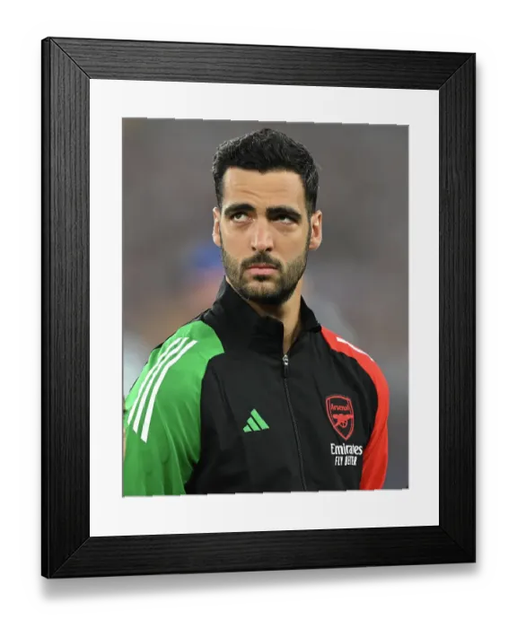 Framed Print : Arsenal FC v Real Madrid C.F. - UEFA Champions League 2024 / 25 Quarter Final First Leg Framed Print : Arsenal FC v Real Madrid C.F. - UEFA Champions League 2024 / 25 Quarter Final First Leg