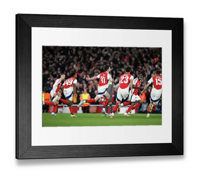 Framed Print : Arsenal FC v Real Madrid C.F. - UEFA Champions League 2024 / 25 Quarter Final First Leg