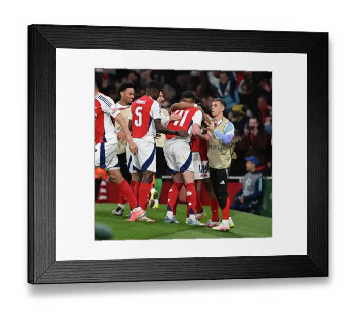 Framed Print : Arsenal FC v Real Madrid C.F. - UEFA Champions League 2024 / 25 Quarter Final First Leg Framed Print : Arsenal FC v Real Madrid C.F. - UEFA Champions League 2024 / 25 Quarter Final First Leg