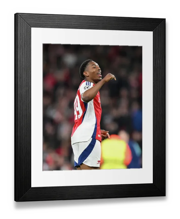Framed Print : Arsenal FC v Real Madrid C.F. - UEFA Champions League 2024 / 25 Quarter Final First Leg