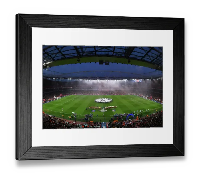 Framed Print : Arsenal FC v Real Madrid C.F. - UEFA Champions League 2024 / 25 Quarter Final First Leg