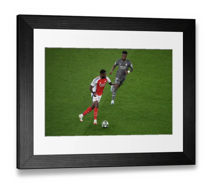 Framed Print : Arsenal FC v Real Madrid C.F. - UEFA Champions League 2024 / 25 Quarter Final First Leg Framed Print : Arsenal FC v Real Madrid C.F. - UEFA Champions League 2024 / 25 Quarter Final First Leg