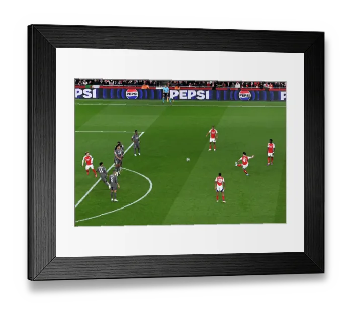Framed Print : Arsenal FC v Real Madrid C.F. - UEFA Champions League 2024 / 25 Quarter Final First Leg