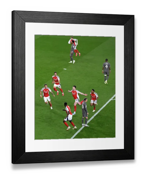 Framed Print : Arsenal FC v Real Madrid C.F. - UEFA Champions League 2024 / 25 Quarter Final First Leg