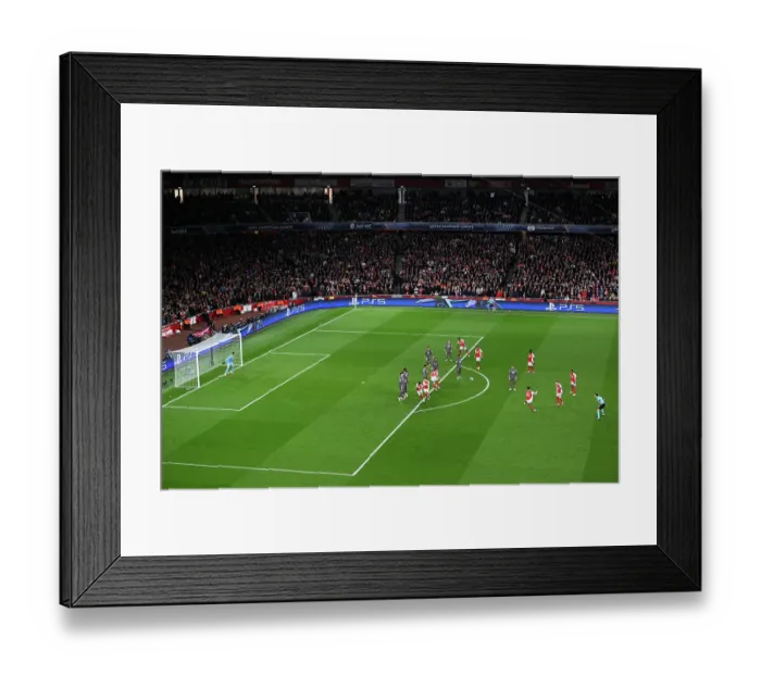 Framed Print : Arsenal FC v Real Madrid C.F. - UEFA Champions League 2024 / 25 Quarter Final First Leg