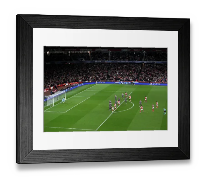 Framed Print : Arsenal FC v Real Madrid C.F. - UEFA Champions League 2024 / 25 Quarter Final First Leg