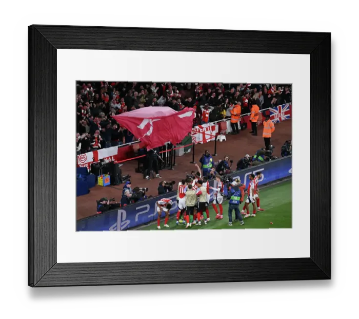 Framed Print : Arsenal FC v Real Madrid C.F. - UEFA Champions League 2024 / 25 Quarter Final First Leg Framed Print : Arsenal FC v Real Madrid C.F. - UEFA Champions League 2024 / 25 Quarter Final First Leg