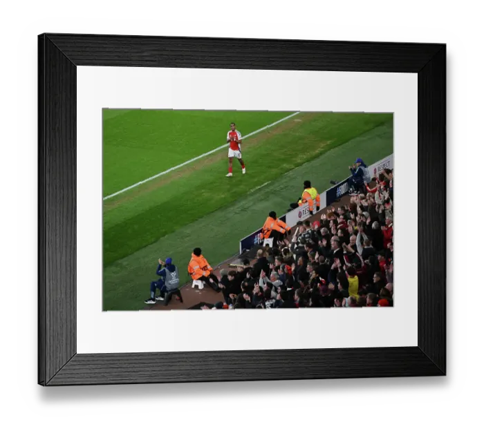 Framed Print : Arsenal FC v Real Madrid C.F. - UEFA Champions League 2024 / 25 Quarter Final First Leg