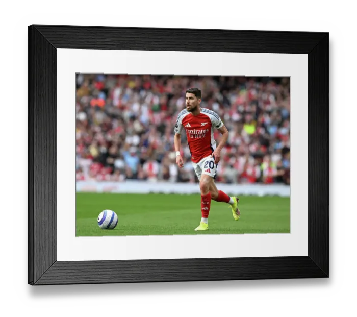 Framed Print : Arsenal FC v Brentford FC - Premier League