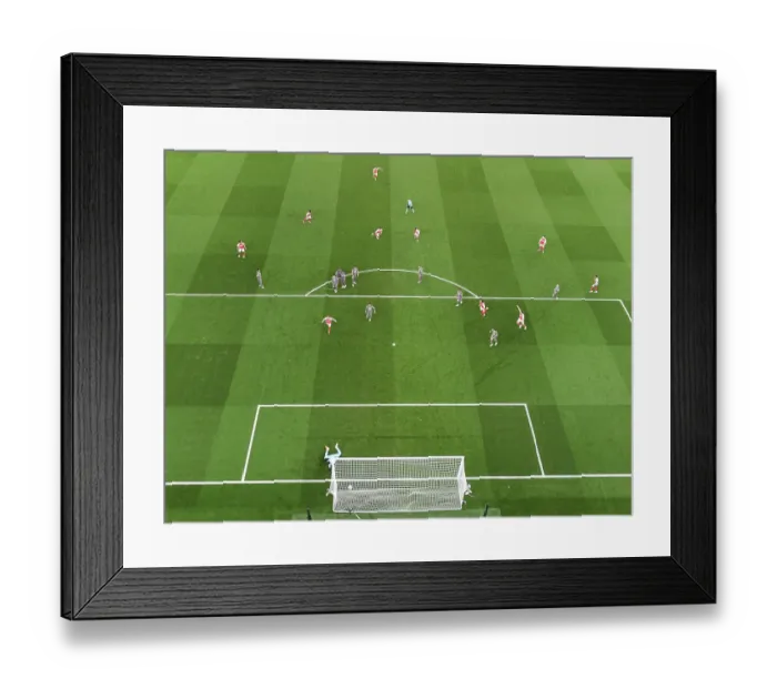 Framed Print : Arsenal FC v Real Madrid C.F. - UEFA Champions League 2024 / 25 Quarter Final First Leg