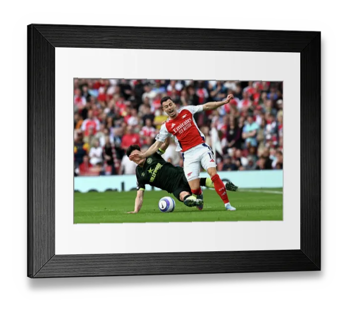 Framed Print : Arsenal FC v Brentford FC - Premier League