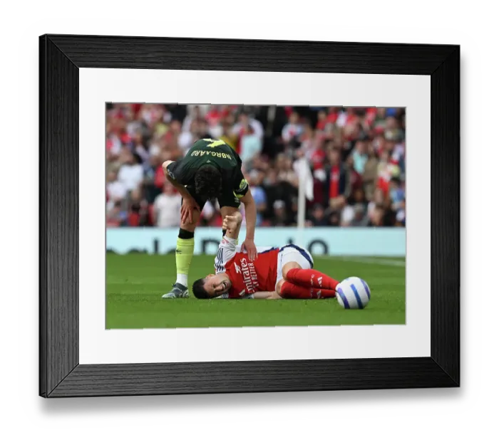 Framed Print : Arsenal FC v Brentford FC - Premier League