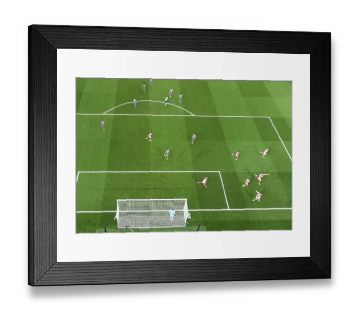 Framed Print : Arsenal FC v Real Madrid C.F. - UEFA Champions League 2024 / 25 Quarter Final First Leg