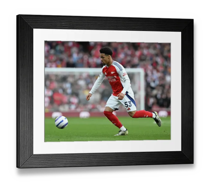 Framed Print : Arsenal FC v Brentford FC - Premier League