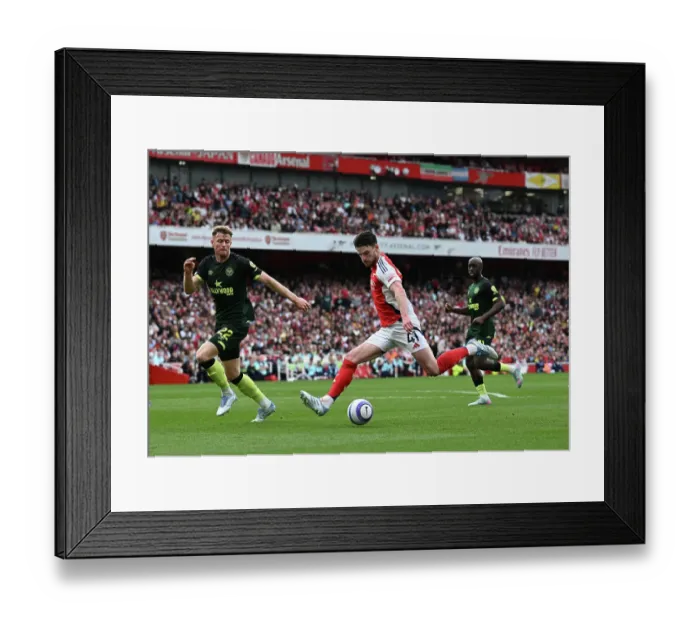 Framed Print : Arsenal FC v Brentford FC - Premier League
