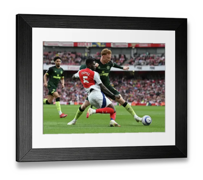 Framed Print : Arsenal FC v Brentford FC - Premier League