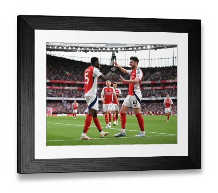 Framed Print : Arsenal FC v Brentford FC - Premier League
