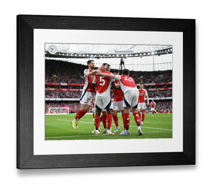 Framed Print : Arsenal FC v Brentford FC - Premier League