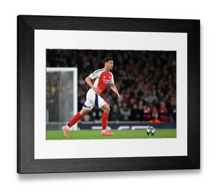 Framed Print : Arsenal FC v Real Madrid C.F. - UEFA Champions League 2024 / 25 Quarter Final First Leg