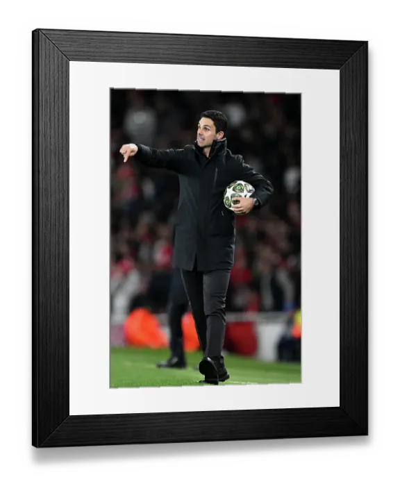 Framed Print : Arsenal FC v Real Madrid C.F. - UEFA Champions League 2024 / 25 Quarter Final First Leg Framed Print : Arsenal FC v Real Madrid C.F. - UEFA Champions League 2024 / 25 Quarter Final First Leg