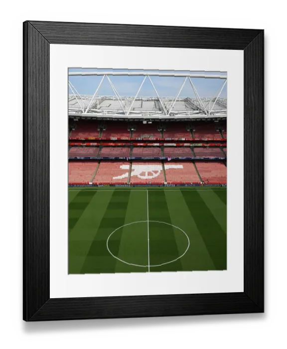 Framed Print : Arsenal FC v Real Madrid C.F. - UEFA Champions League 2024 / 25 Quarter Final First Leg