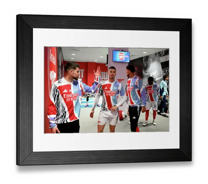 Framed Print : Arsenal FC v Real Madrid C.F. - UEFA Champions League 2024 / 25 Quarter Final First Leg Framed Print : Arsenal FC v Real Madrid C.F. - UEFA Champions League 2024 / 25 Quarter Final First Leg